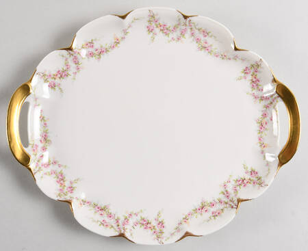 Varenne (New York) Handled Cake Plate by Haviland