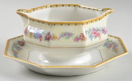 Vendome (Older, Yellow Trim) Gravy Boat with Attached Underplate