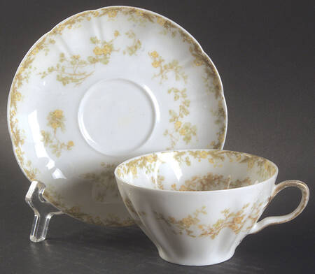 Venetia Flat Cup & Saucer Set