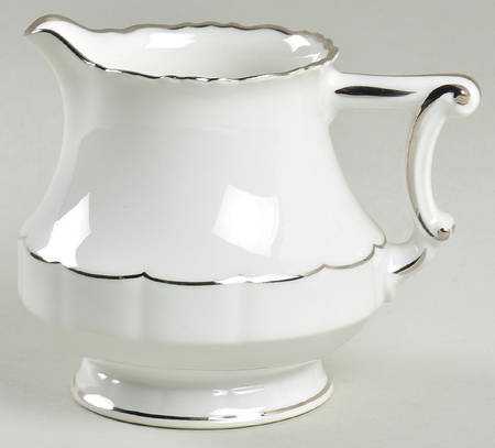 Versailles White (Platinum Trim) Creamer