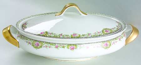Verdun Oval Covered Vegetable
