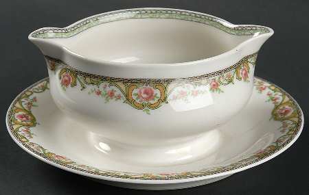 Verdun Gravy Boat with Attached Underplate