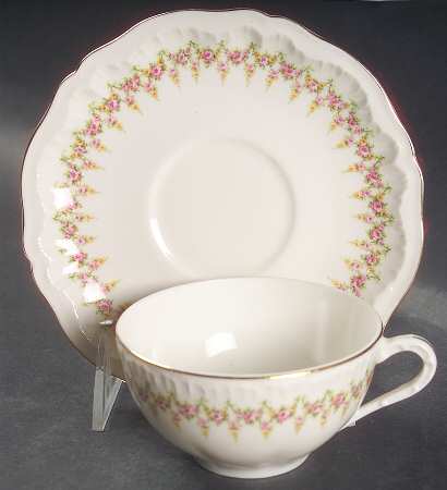 Veronica Flat Cup & Saucer Set