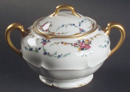 Victoria (Older, Scalloped) Sugar Bowl & Lid