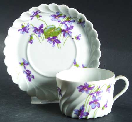 Violettes Flat Cup & Saucer Set