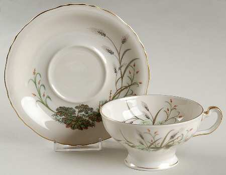 Weathersfield Footed Cup & Saucer Set