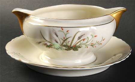Weathersfield Gravy Boat with Attached Underplate