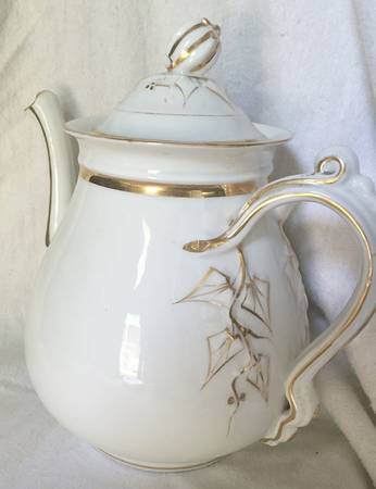 Wedding Ring Teapot & Lid