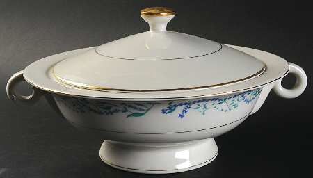 Westfield Round Covered Vegetable