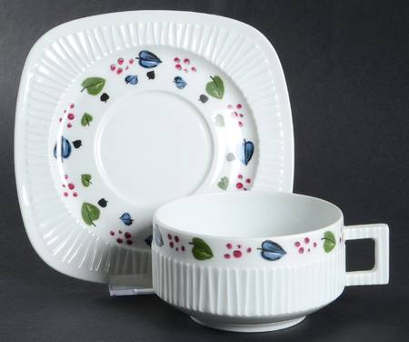 Wild Fruit Footed Cup & Saucer Set