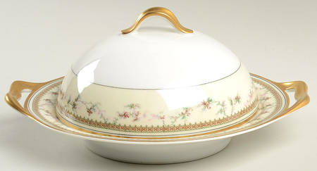 Yale Round Covered Butter with Strainer