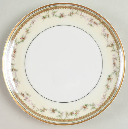 Yale Coupe Salad Plate