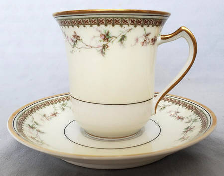 Yale Chocolate Cup & Saucer Set