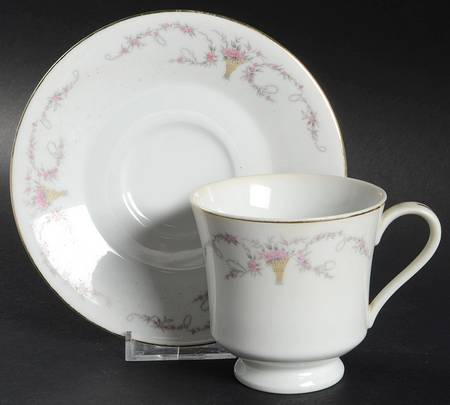 Rosemarie Footed Cup & Saucer Set