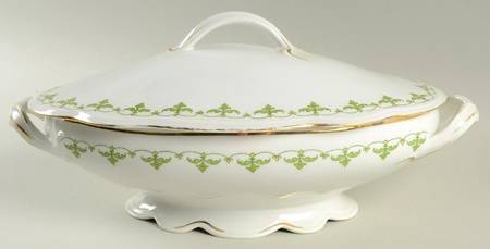 Carmen Oval Covered Vegetable