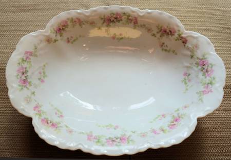HAB26 10" Oval Vegetable Bowl