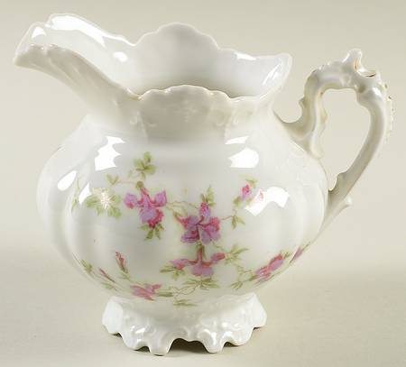 9165 Creamer