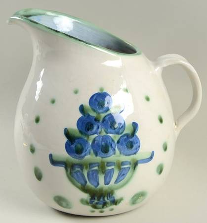 Bouquet 80 Oz Pitcher