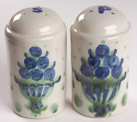 Bouquet Oversized Salt & Pepper Set