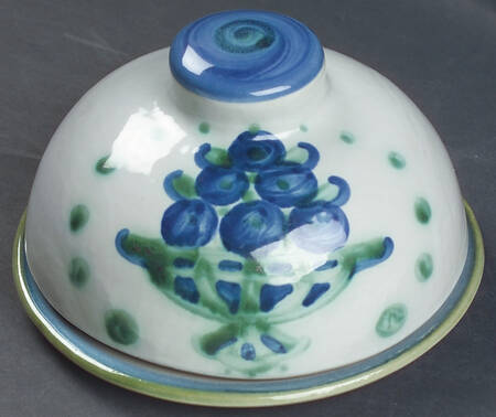 Bouquet Round Covered Butter