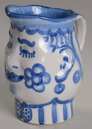 Bluette 26 Oz Pitcher
