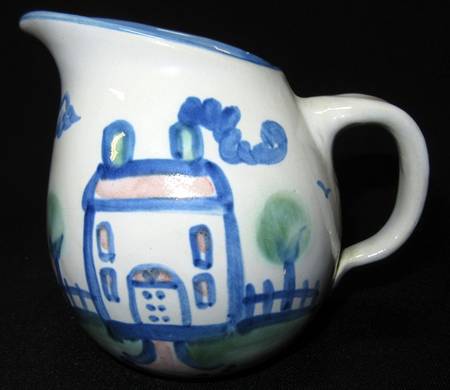 Country Scene Blue 16 Oz Pitcher