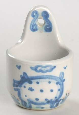 Country Scene Blue Hanging Ring Holder