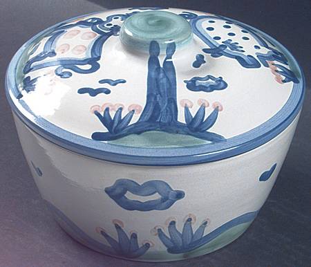 Country Scene Blue 1.5 Qt Round Covered Casserole