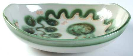 Pear and Grape Green 11" Venetian Bowl