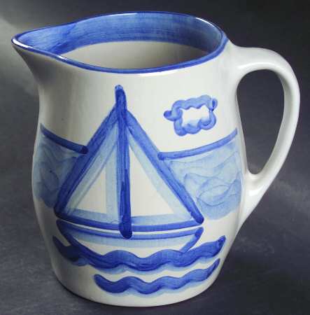 Sailboat 32 Oz Pitcher
