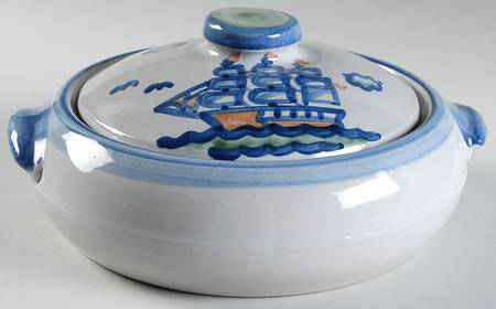 Ship & Whale 2 Qt Round Covered Casserole