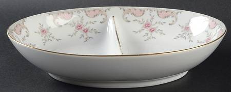 Antoinette 10" Oval Divided Vegetable Bowl