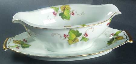 Autumn Gravy Boat with Attached Underplate