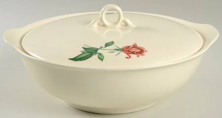 Betsy Rose Round Covered Vegetable