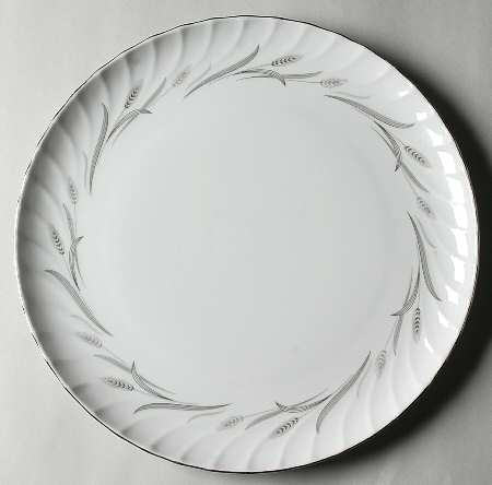 Cynthia 12" Chop Plate (Round Platter)