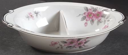 Dogwood (Platinum Trim) 10" Oval Divided Vegetable Bowl