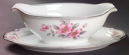 Dogwood (Platinum Trim) Gravy Boat with Attached Underplate
