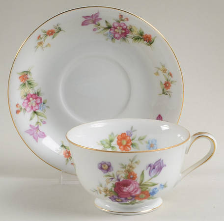 Dresdania Footed Cup & Saucer Set