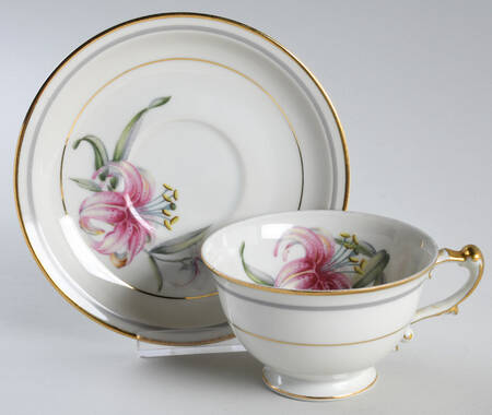 Elizabeth Footed Cup & Saucer Set