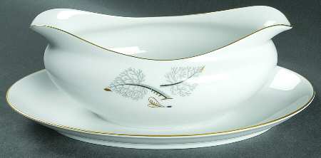 Flair Gravy Boat with Attached Underplate
