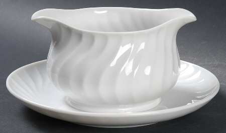 Gina Gravy Boat with Attached Underplate