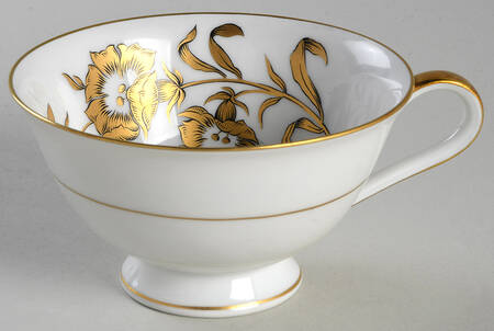 Golden Glory Footed Cup