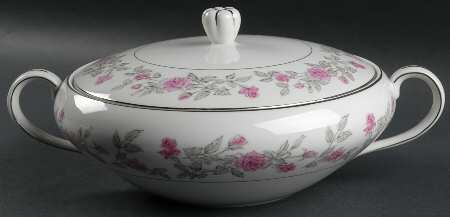 Laura Charcoal Round Covered Vegetable