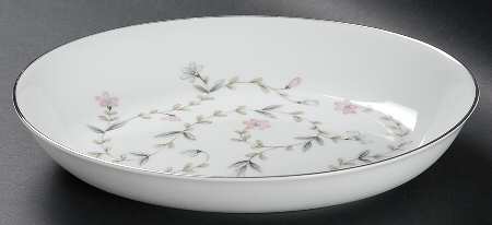 Linda 9" Oval Vegetable Bowl