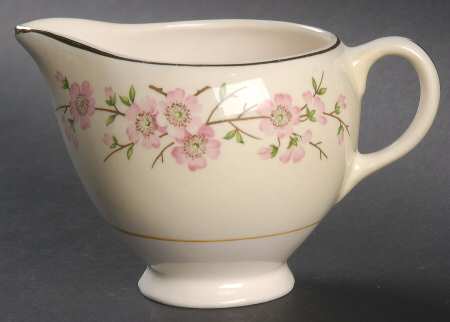 Maytime Creamer