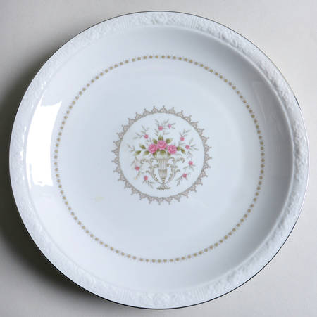 Michelle 12" Chop Plate (Round Platter)