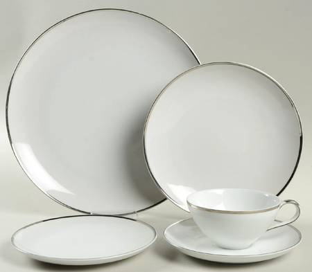 Moderne 5 Piece Place Setting