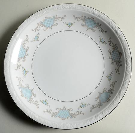 Monique 12" Chop Plate (Round Platter)