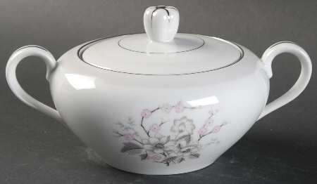 Nannette Sugar Bowl & Lid