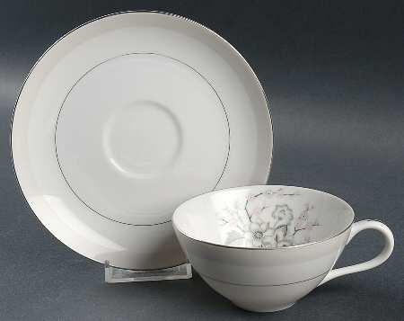 Nannette Flat Cup & Saucer Set